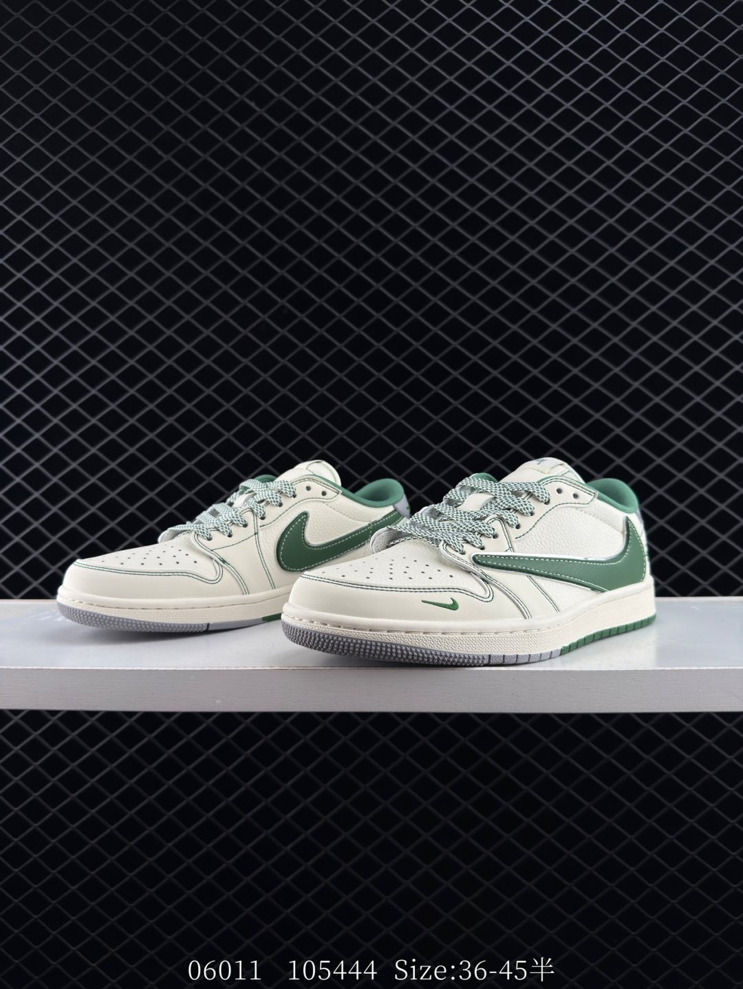 Nike Air Jordan 1 x Travis Scott AJ1